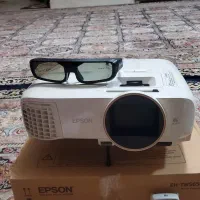 پروژکتور اپسون ۳بعدی ۳d فول اچ دی همراه عینک ۳بعدی