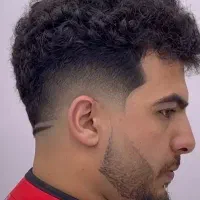 آرایشگر ماهر نیازمندیم
