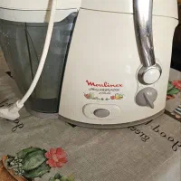 آب‌میوه گیری مولینکس اصل