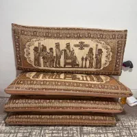 پشتی سنتی سالم در حد نو