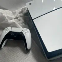PS5 Slim به همراه چند بازی محبوب