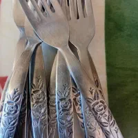 ۱۱  چنگال گل گندمی قدیمی ۹ عدد چنگال خارجی دونه