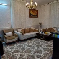 آپارتمان-طبقه-سوم-شهرک-نخ-طلا