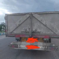 تریلی بغل دار