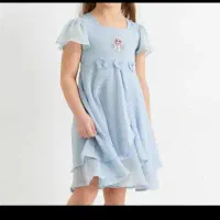 تعدادی پیراهن وشومیز وشلوار نو  مناسب سنین مختلف