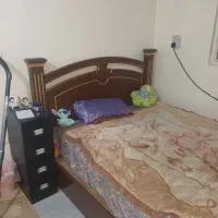 فروش تخت یکنفره همراه سه تشک ویکعدد تخت دونفره