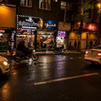 زیر پله با موقعیت ممتاز و سابقه طولانی مدت فروش