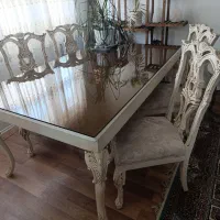 میز غذاخوری . استند گل