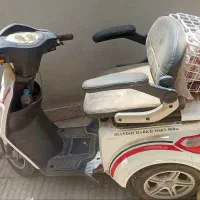 موتور سه چرخ سالمندان