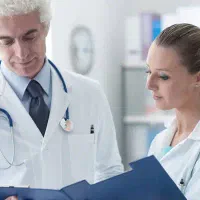 منشی خانم مطب شهدای شرقی