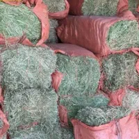 خریدوفروش یونجه و علوفه