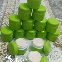 کرم روشن کننده پوست 100٪تضمینی «نارسیس»