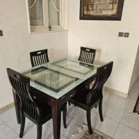 میز غذا خوری ۴ نفره با صندلی قابل تبدیل به ۶ نفر