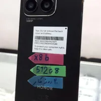 آنر x8b با حافظهٔ ۵۱۲ گیگابایت