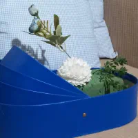 یک عدد باکس گل گهواره ای