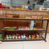 قفسه چوبی مناسب مغازه