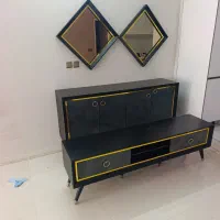 آیینه و کنسول