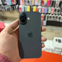 ایفون ۱۷ نرمال ۲۵۶ باتری ۱۰۰ فقط 26 بار شارژ شده