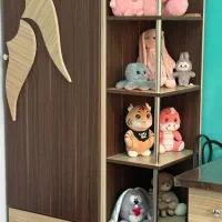 کمد و میز تحریر