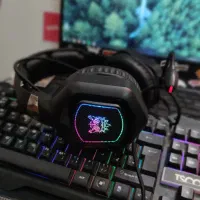 هدفون اورجینال میکروفون‌ و RGB دار
