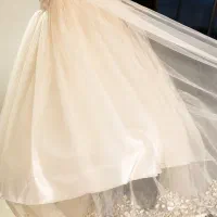 پیراهن مجلسی دخترانه نو برای مغازه بوده