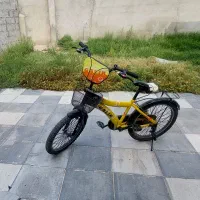 دوچرخه سایز ۲۰  درحد نو   بدون عیب و ایراد