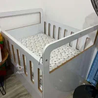 تخت کنار مادر با خوشخواب