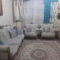 مبل ۹ نفره و ویترین