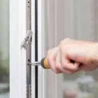 رگلاژ درب و پنجره یو پی وی سی