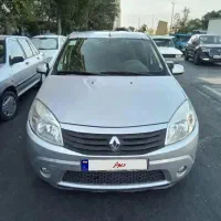 ساندرو اتوماتیک مدل ۱۳۹۵