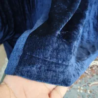 دو قواره پرده مخمل سورمه‌ای خاص ( بسیار سنگین )