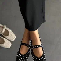 کفش عروسکی