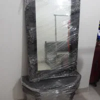 کنسول با میز