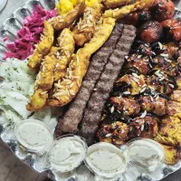 استخدام دونفر اشپز