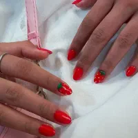 اف ویژه کاشت ناخن