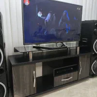 تی وی ۴۷ اینچ الجی به همراه میز