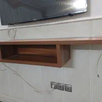 میز تی وی دیواری