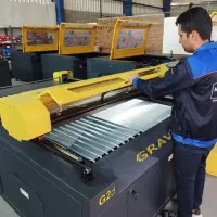 استخدام نیرو برش کار تولید پنجره دوجداره