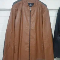 کاپشنهای چرم مشکی و کرم سایز مدیوم