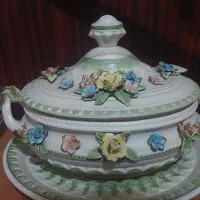 سوپخوری عتیقه گل برجسته