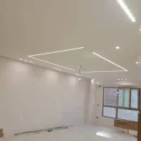 نقاش و نقاشی ساختمان