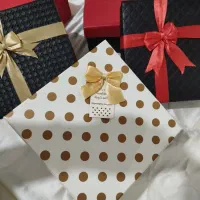 تعدادی باکس کادویی