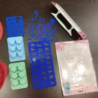 قالب و وسایل قنادی