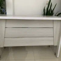 میز تحریر ام دی اف