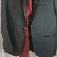 کت شلوار نو فقط یه شب برایه مراسم استفاده شده