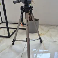 پایه دوربین عکاسی