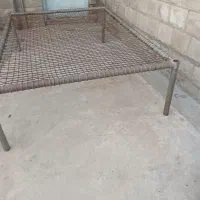 تخت سیمی