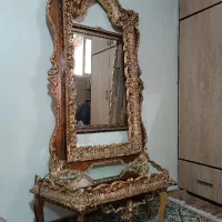 آینه ی رومیزی منبت کاری شده