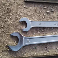 شش عدد آچار بزرگ