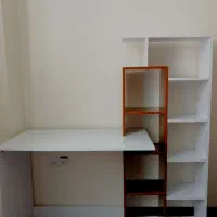 میز تحریر در حد نو